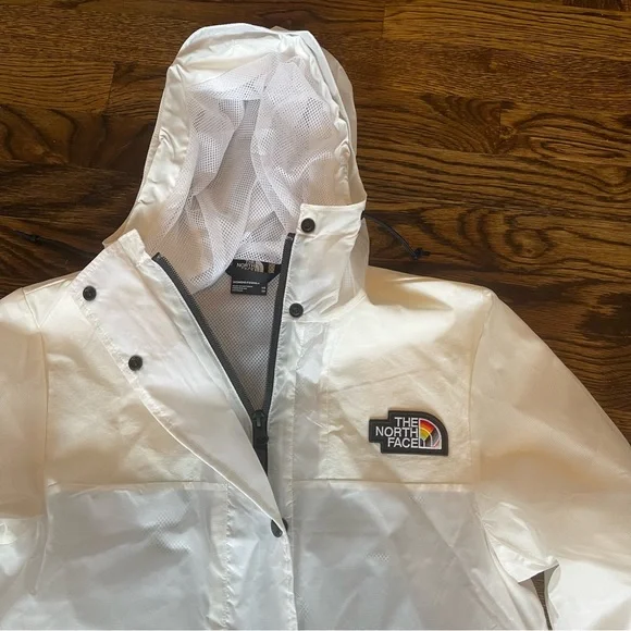 The North Face Outline Wind wall Jacket